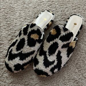 Ayca Design Silk Velvet ikat rounded toe slide leopard 37/6